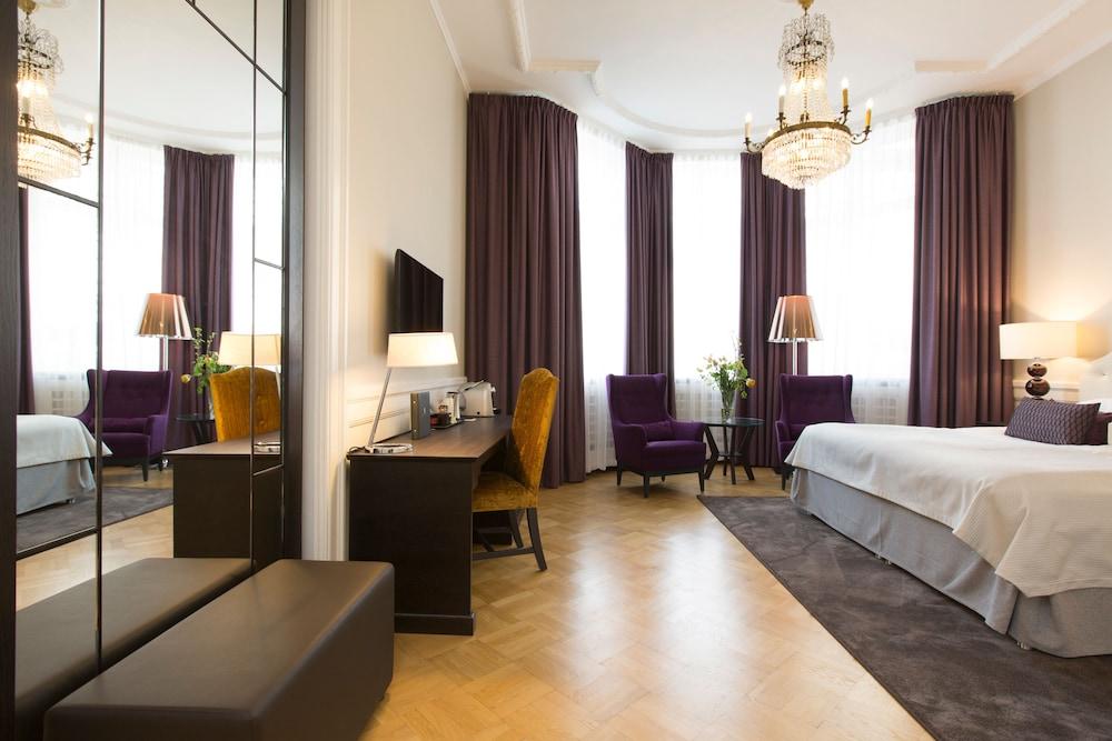 Elite Hotel Savoy - Room