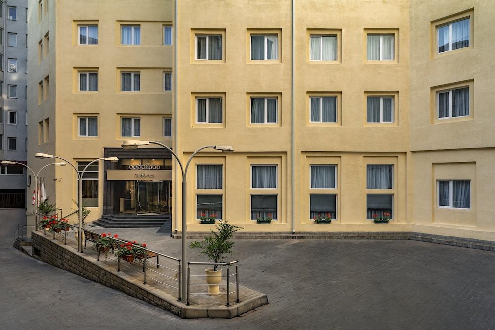 Citadines City Centre Tbilisi Apart` Hotel - Exterior
