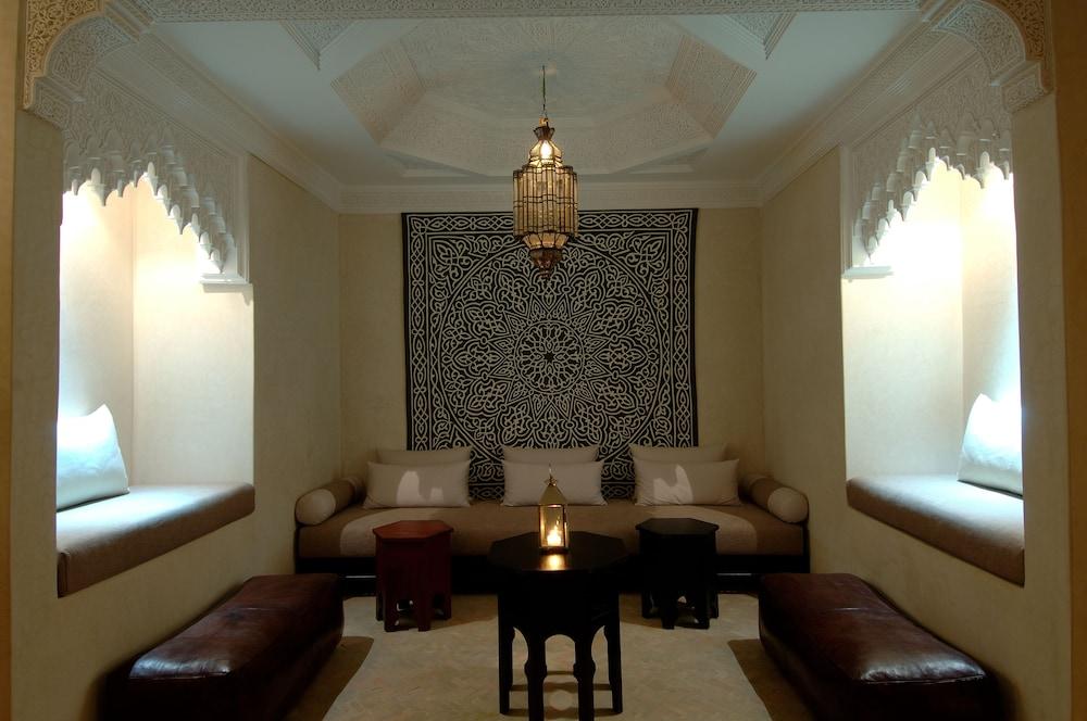 Riad Villa Blanche - Interior Detail
