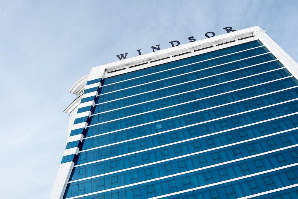 Windsor Hotel & Convention Center - Exterior