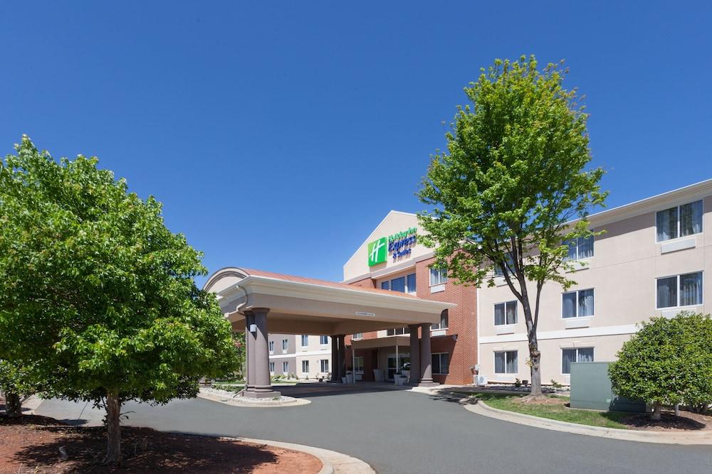 Holiday Inn Express Hotel & Suites Mebane, an IHG Hotel - Featured Image