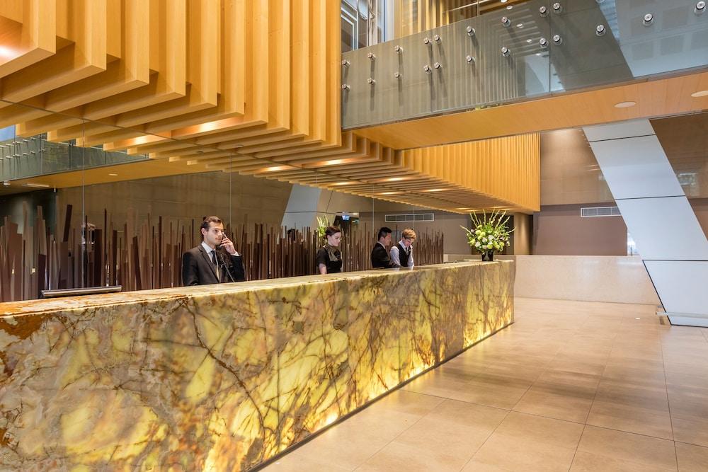 Meriton Suites World Tower, Sydney - Lobby