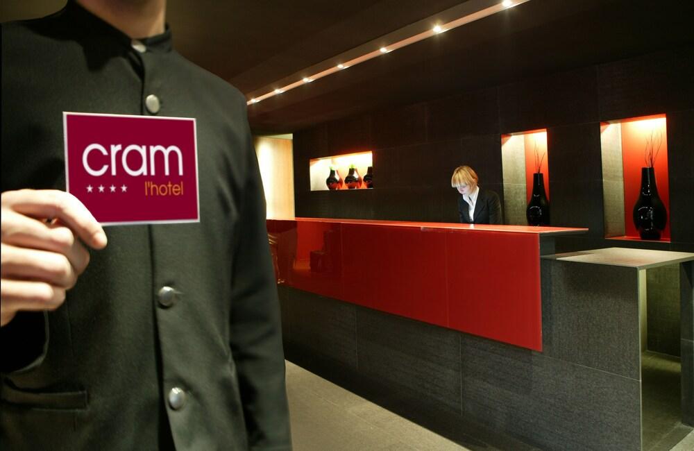 Cram Hotel - Lobby
