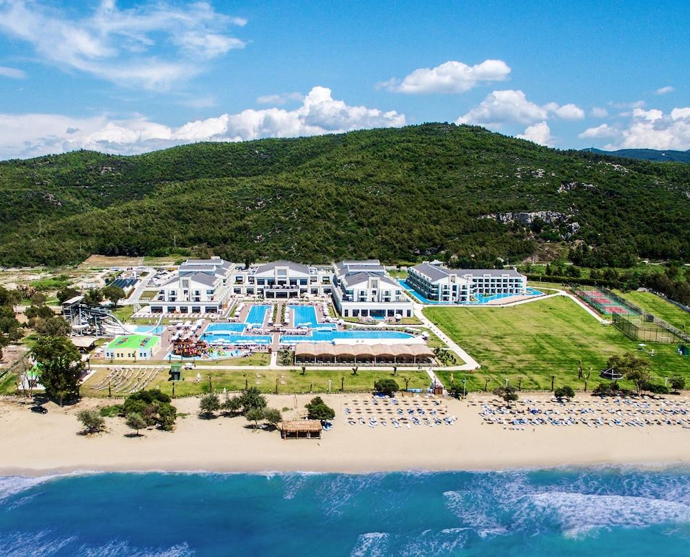 Korumar Ephesus Beach & Spa Resort, All Inclusive - Featured Image