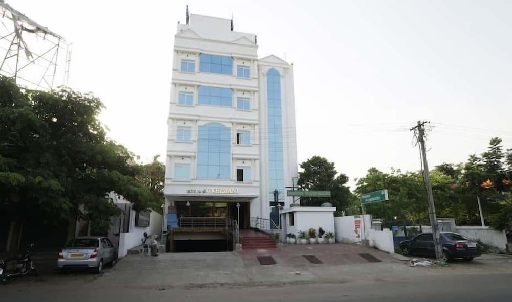 Hotel Jothimani - Featured Image