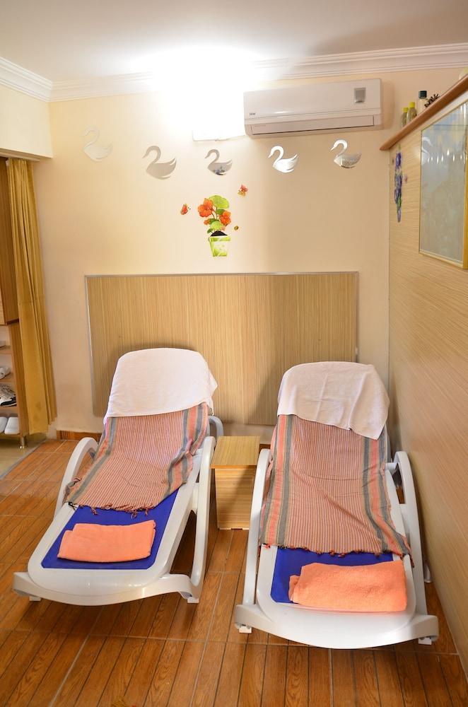 Angora Hotel Side - Massage