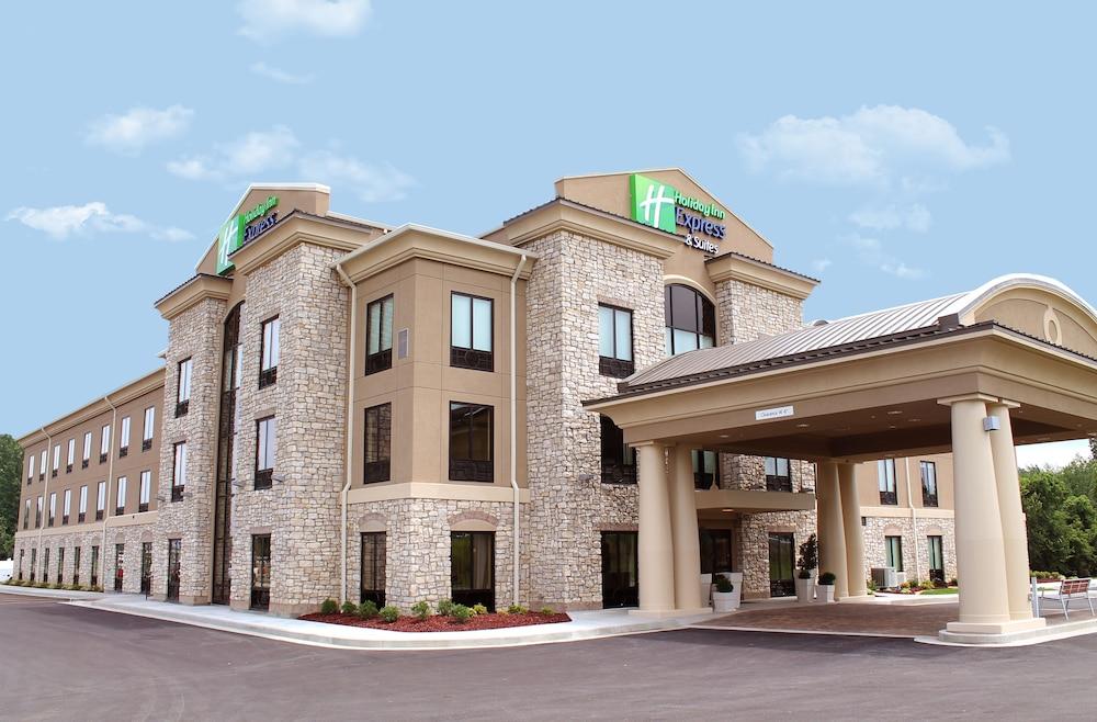 Holiday Inn Express Hotel & Suites Paducah West, an IHG Hotel - Featured Image