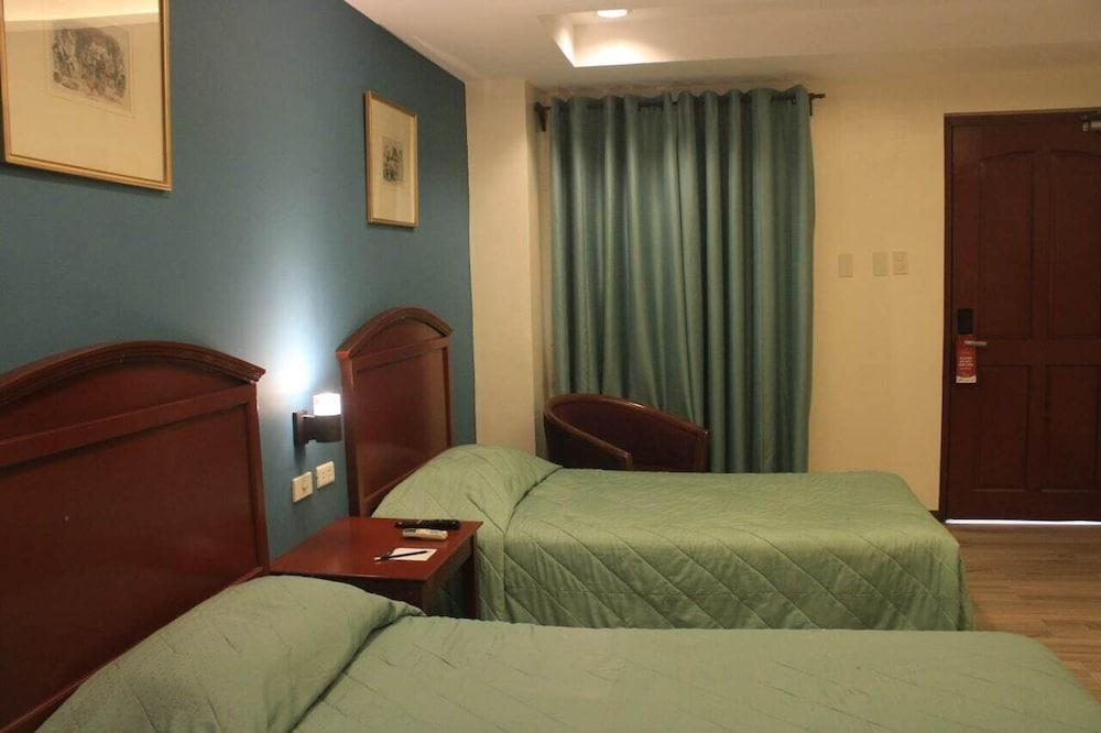 Hotel Stotsenberg - Room