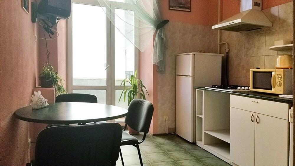 Home-Hotel Mikhaylovskiy per. 9B-2 - Private kitchen