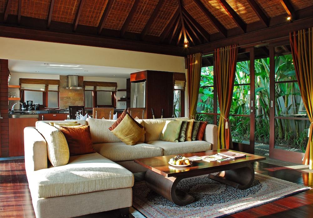 Gending Kedis Luxury Villas & Spa Estate - Lobby Sitting Area