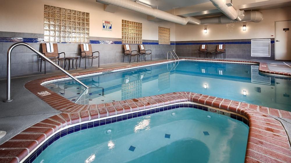 Best Western Plus Gateway Inn & Suites - Pool