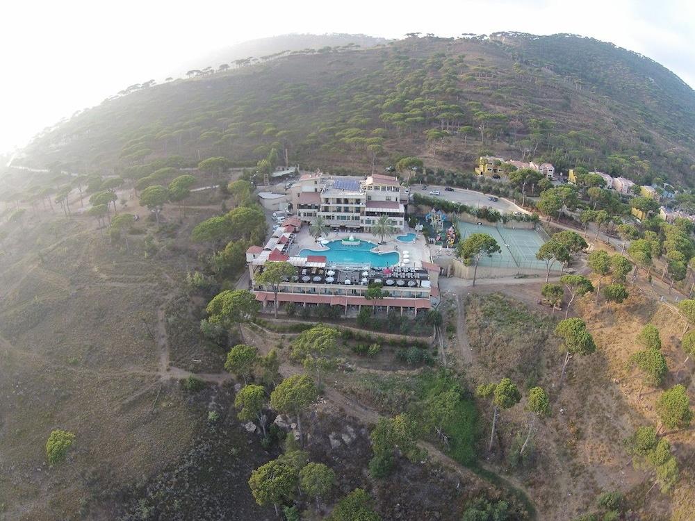 Pineland Hotel and Health Resort - Aerial View