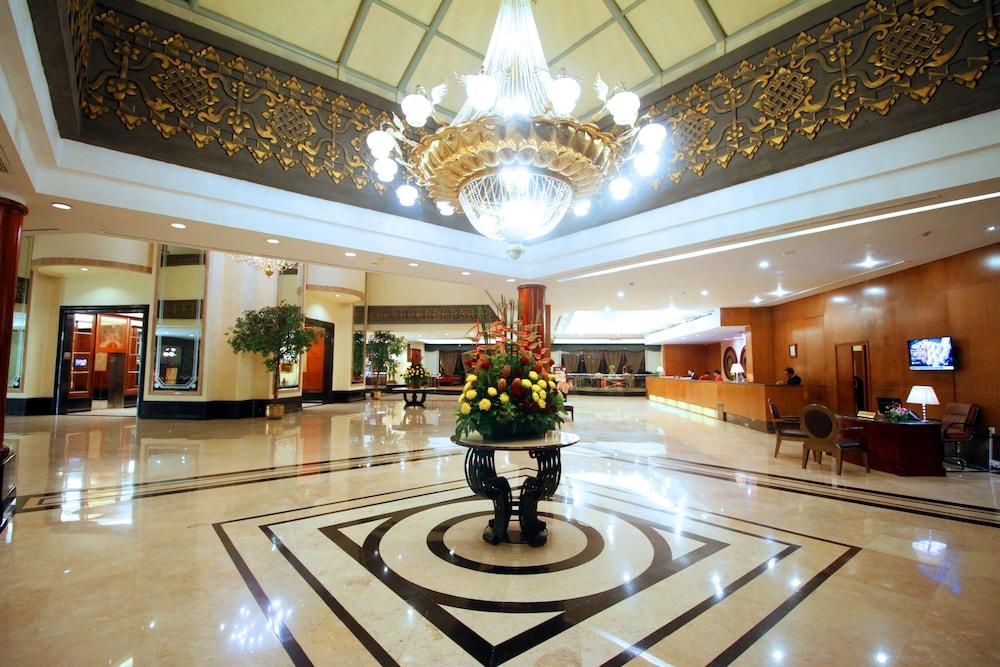 The Sultan Hotel & Residence Jakarta - Lobby