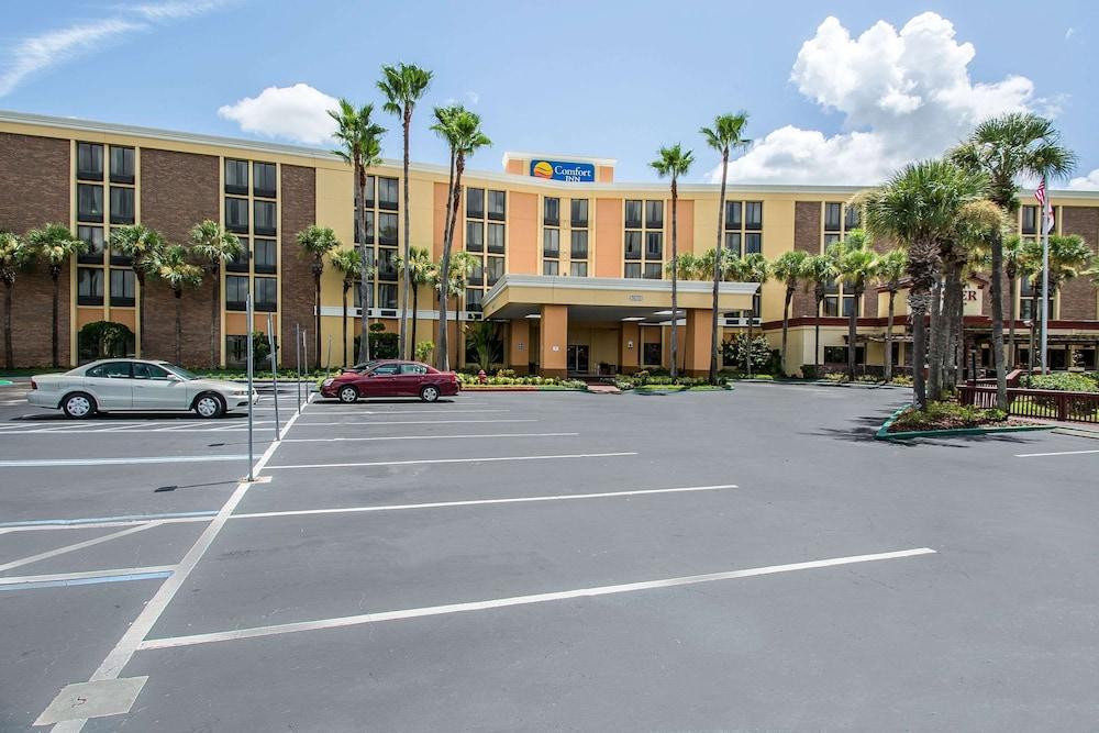 Comfort Inn & Suites Kissimmee by the Parks - Exterior