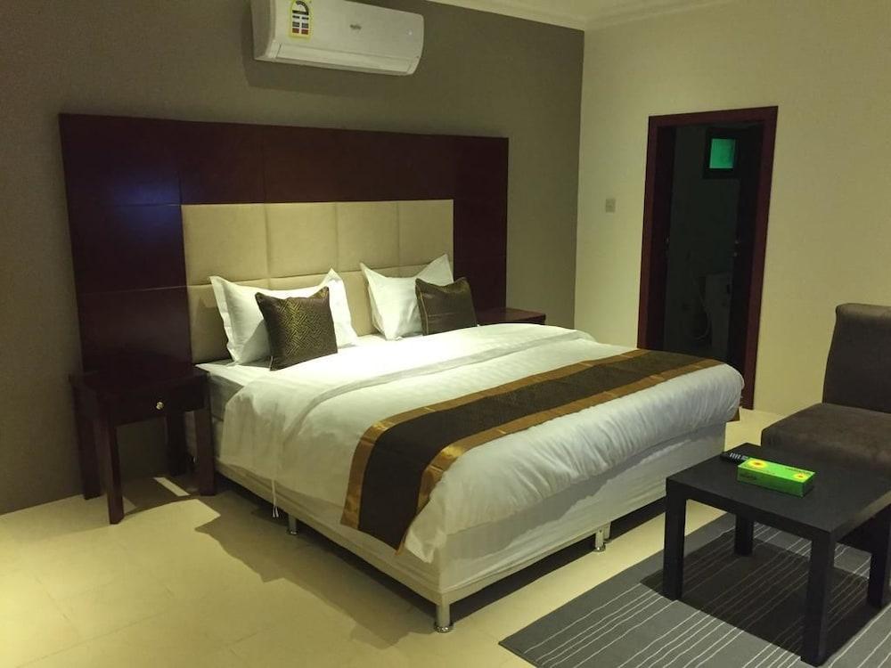 Danar Hotel Apartments 2 - Room