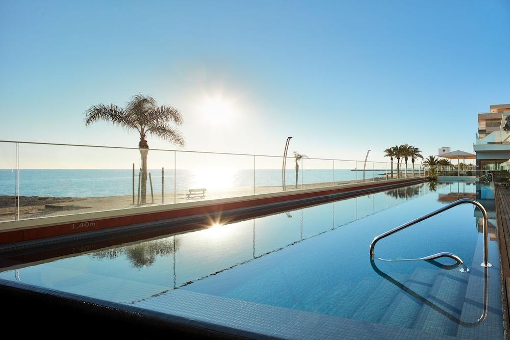 Dom Jose Beach Hotel - Outdoor Pool