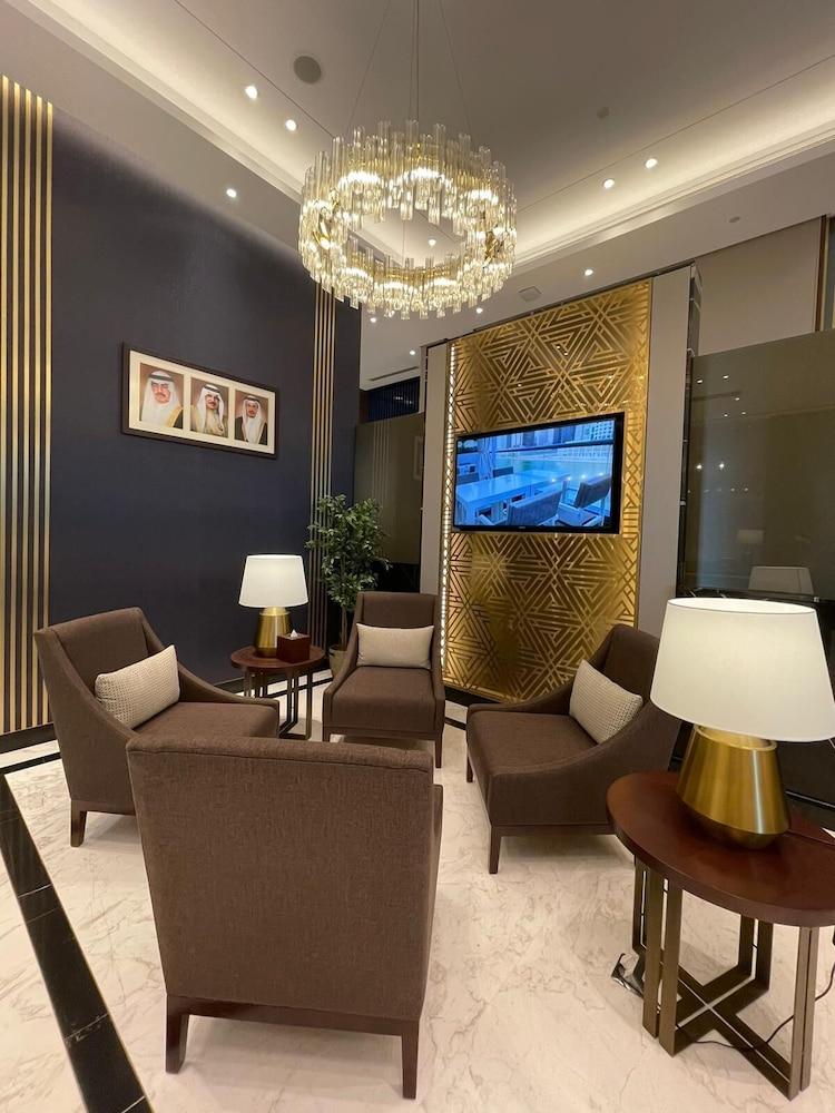 Bahrain Airport Hotel Airside Hotel for Transiting and Departing Passengers only - Lobby Sitting Area