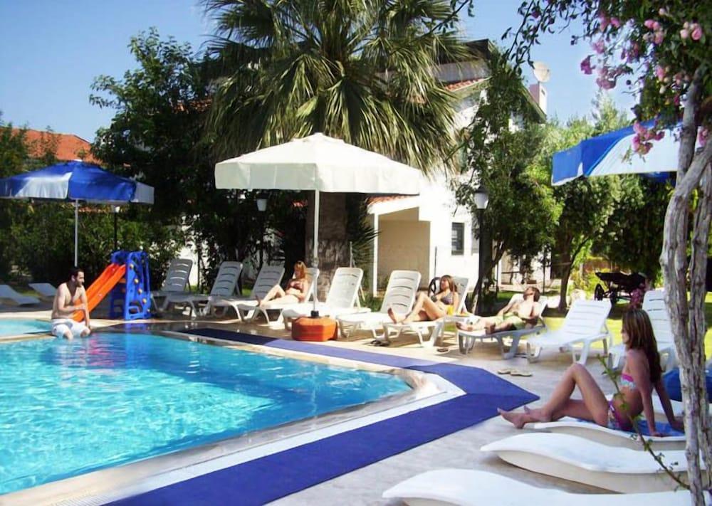 Cardak Villa Boutique Hotel - Outdoor Pool