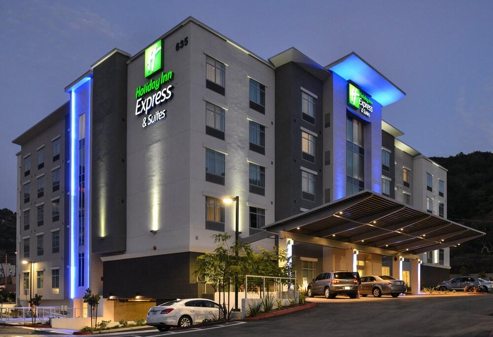 Holiday Inn Express & Suites San Diego - Mission Valley, an IHG Hotel - Featured Image