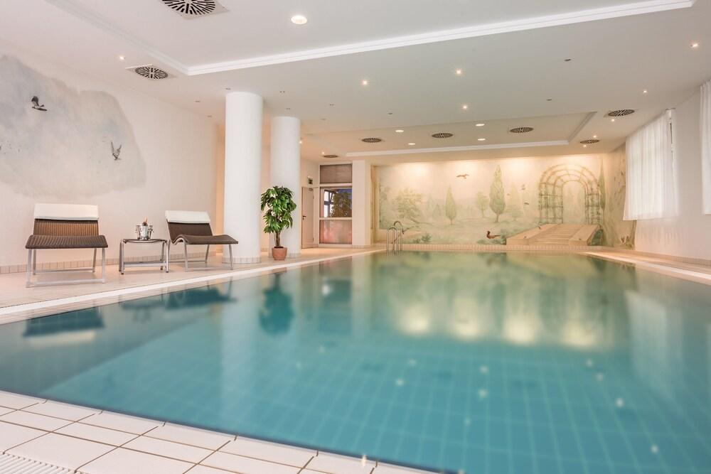 Hotel Am Moosfeld - Indoor Pool