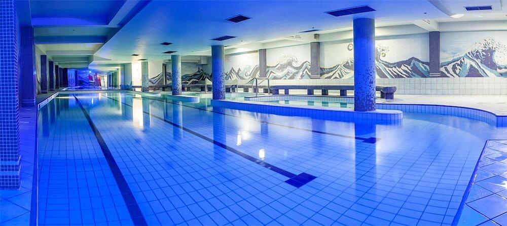 Hotel Central - Indoor Pool