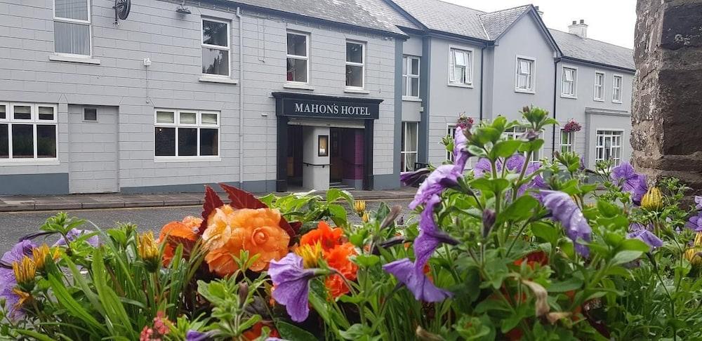 Mahons Hotel - Featured Image