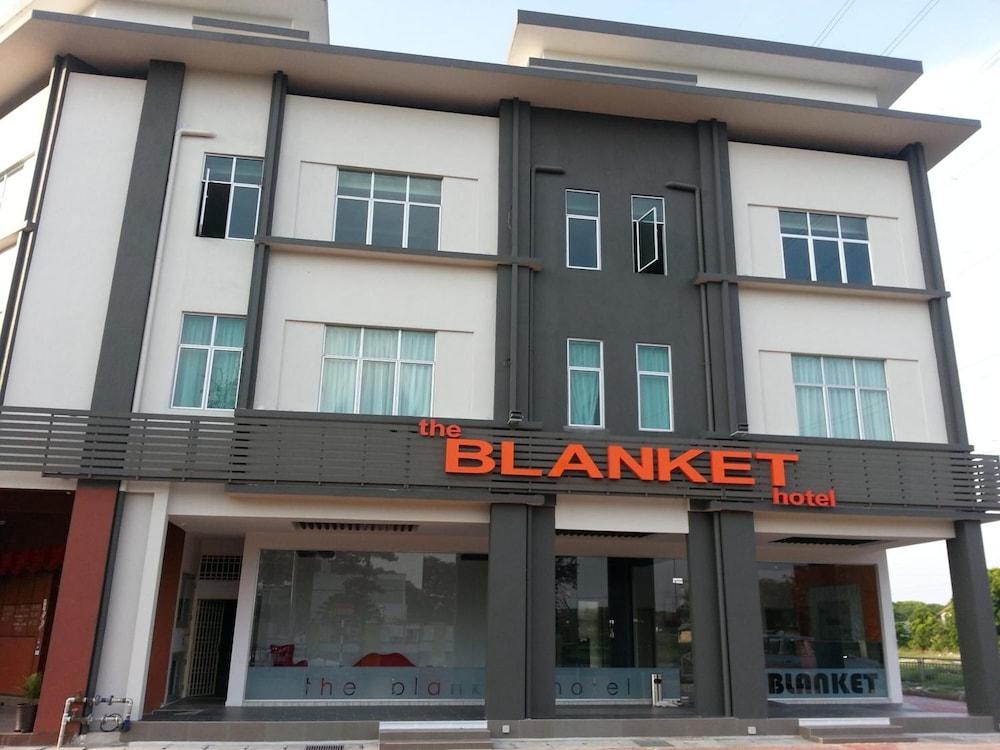 The Blanket Hotel - Exterior
