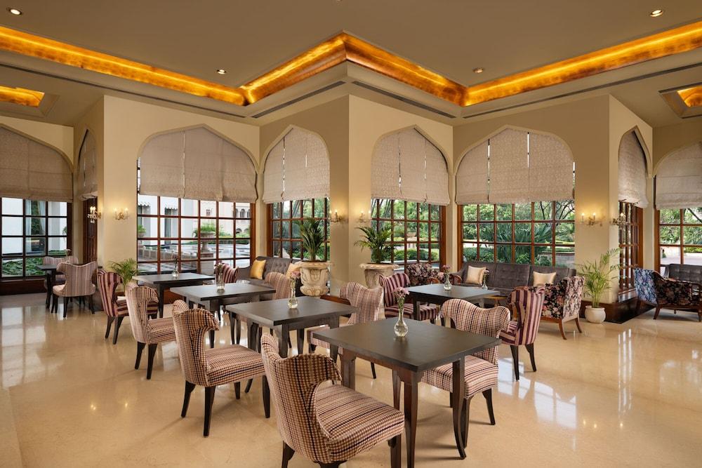 Taj Krishna - Lobby Lounge