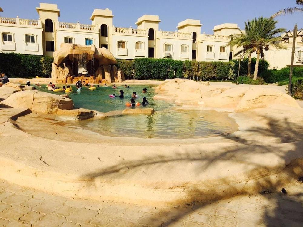 Chalet In Belagio Ain Sokhna - Outdoor Pool