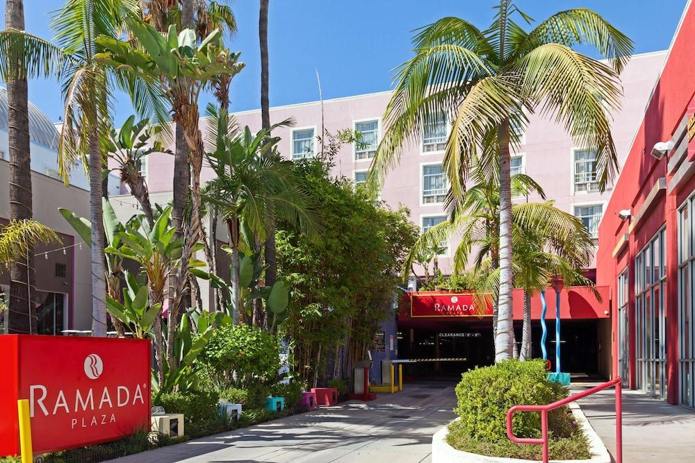 Ramada Plaza by Wyndham West Hollywood Hotel & Suites - Featured Image