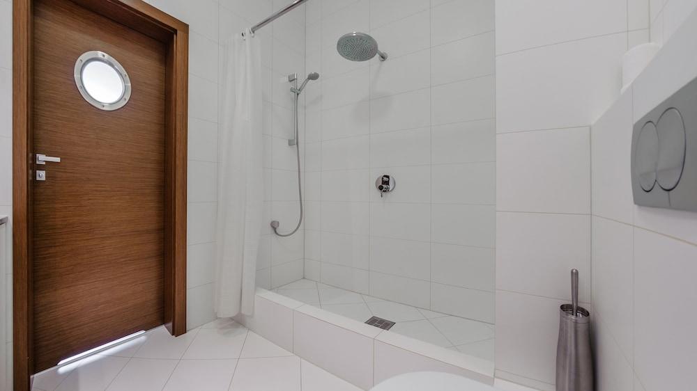 Apartamenty Sun & Snow Redlowo - Bathroom