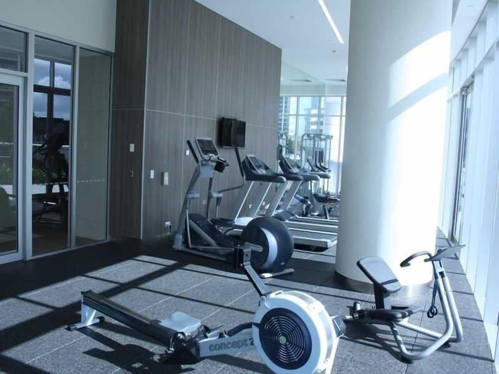 Gold Coast Private Apartments - Gym