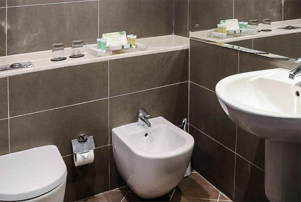 Dusit Princess Residences - Dubai Marina - Bathroom