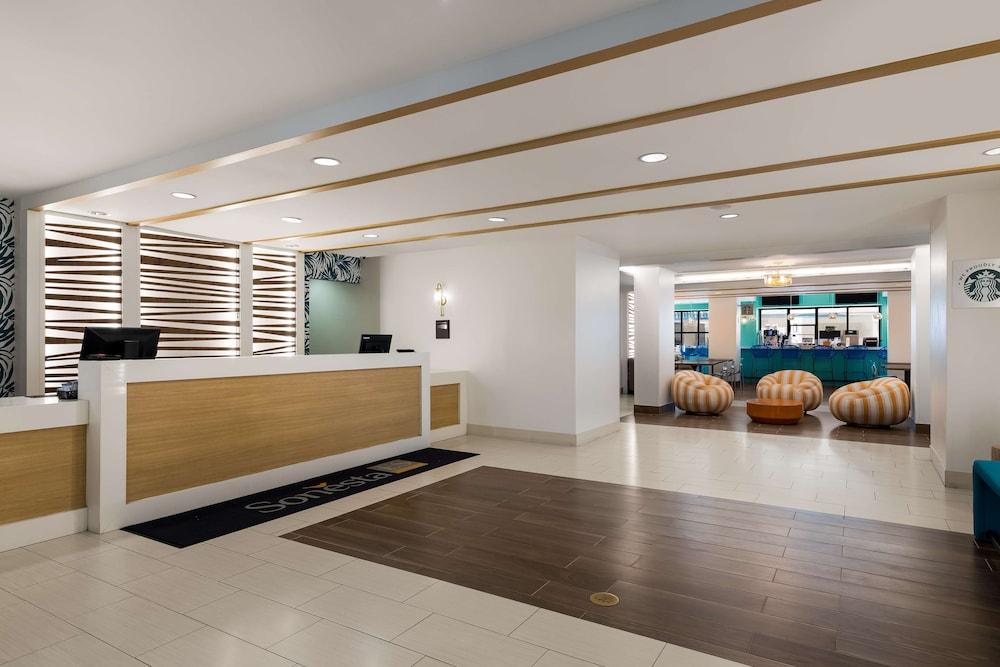 Sonesta ES Suites Orlando - International Drive - Lobby