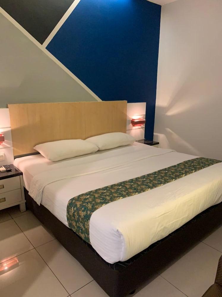 Best View Hotel Subang Jaya - Featured Image