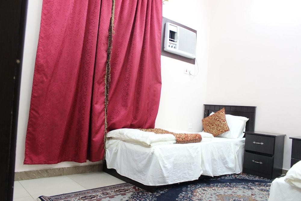 Al Eairy Furnished Apartments Al Baha 2 - null