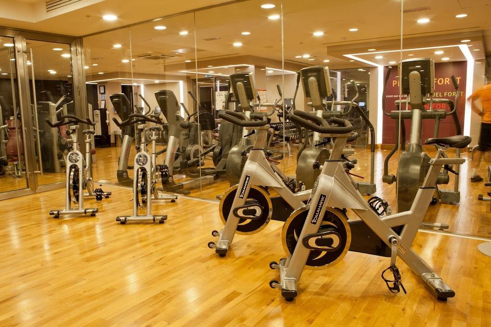 Sheraton Athlone Hotel - Fitness Facility