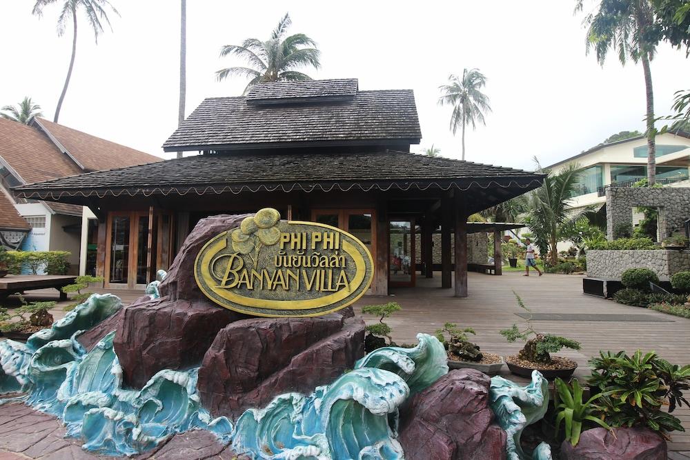 Phi Phi Banyan Villa - Property Grounds