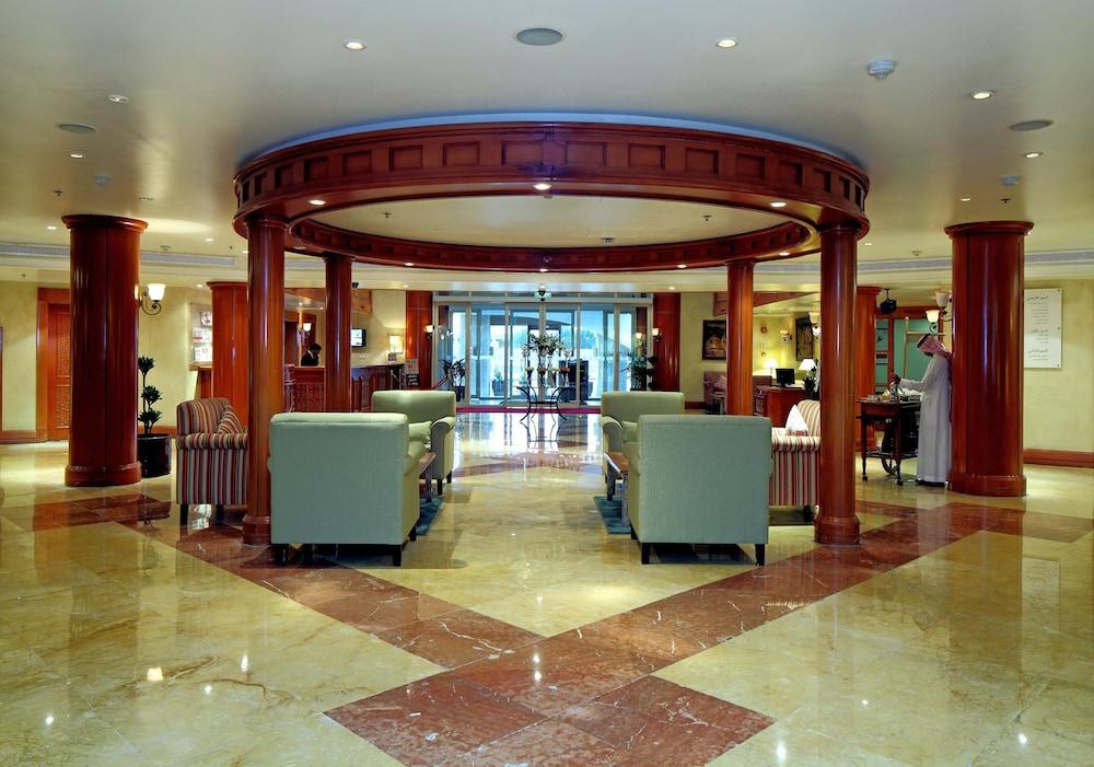 هوليداي إن الخُبر، أحد فنادق آي إتش جي - Lobby Lounge