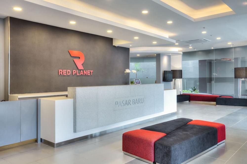 Red Planet Jakarta Pasar Baru - Lobby