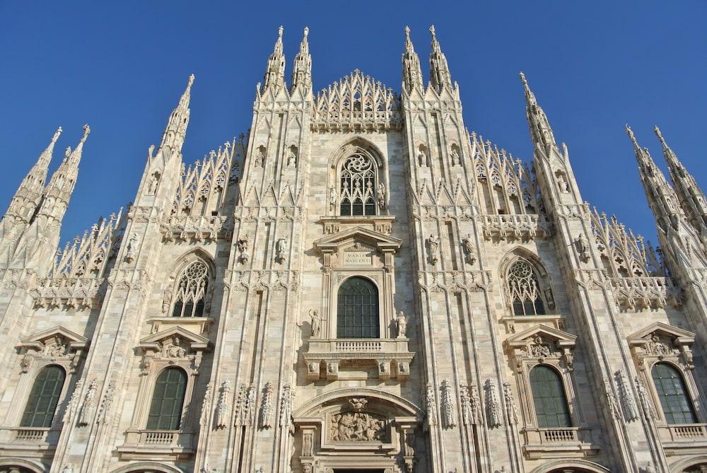 Duomo Inn - Exterior