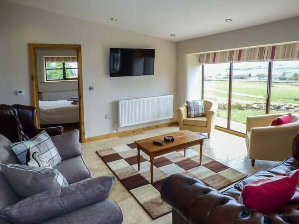Upper Greenhills Farm - Living Room