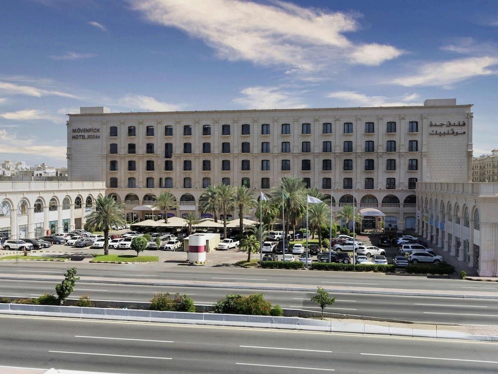 Mövenpick Hotel Jeddah - Featured Image