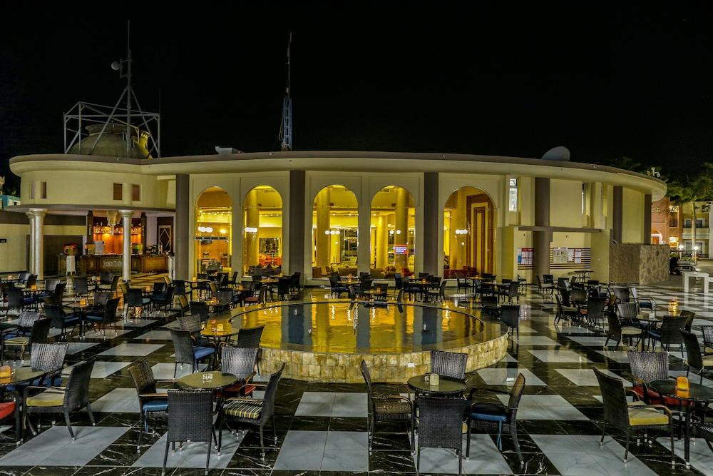 Mirage Bay Resort & Aqua Park Lilly Land - Lobby Lounge
