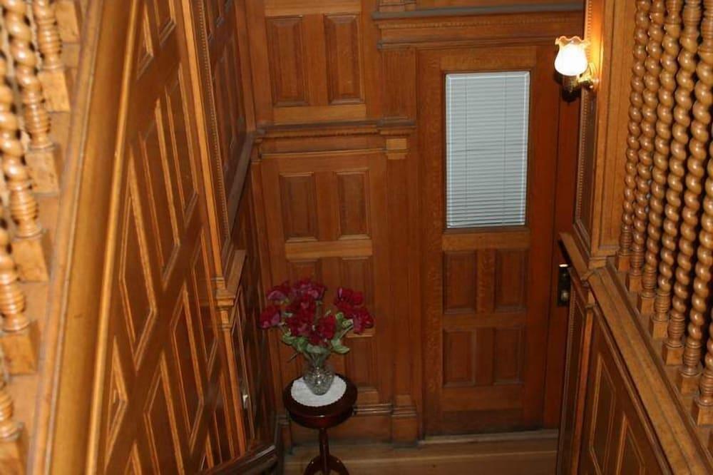 Chipman Hill Suites on Mecklenburg - Interior Entrance