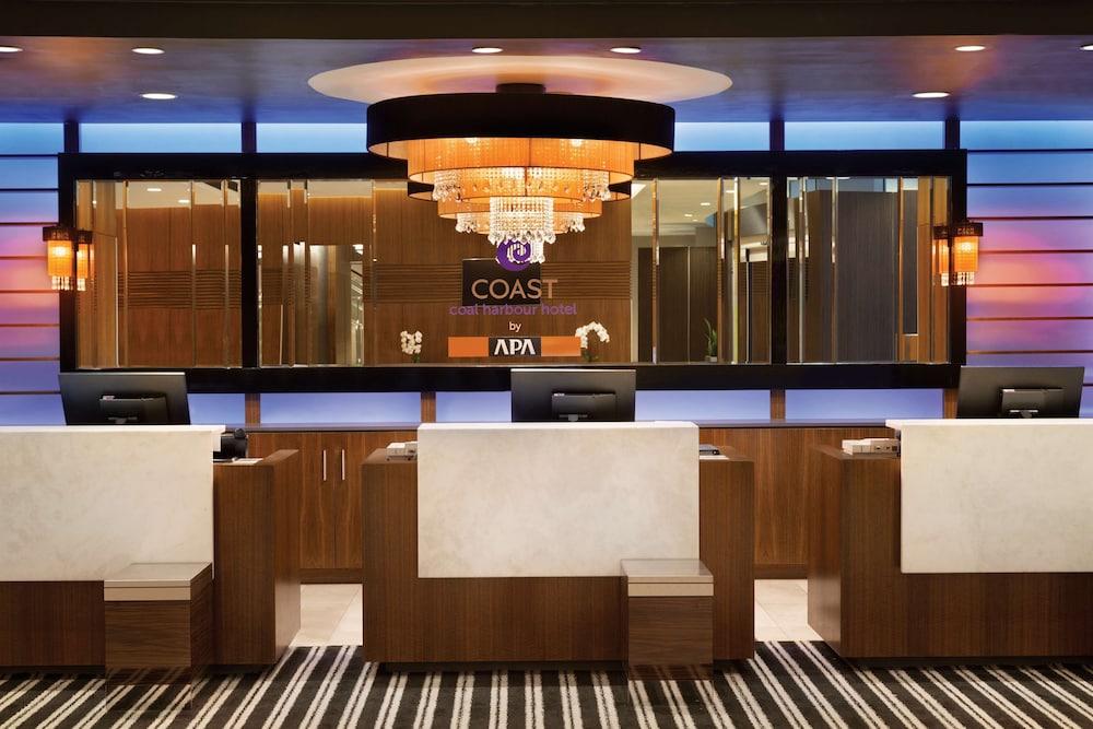 Coast Coal Harbour Vancouver Hotel by APA - Lobby
