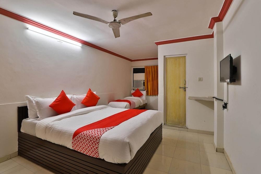OYO 29318 hotel krishna palace - Featured Image