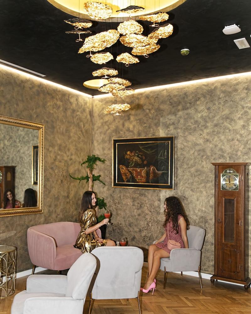 Hotel Caravita - Lobby Lounge