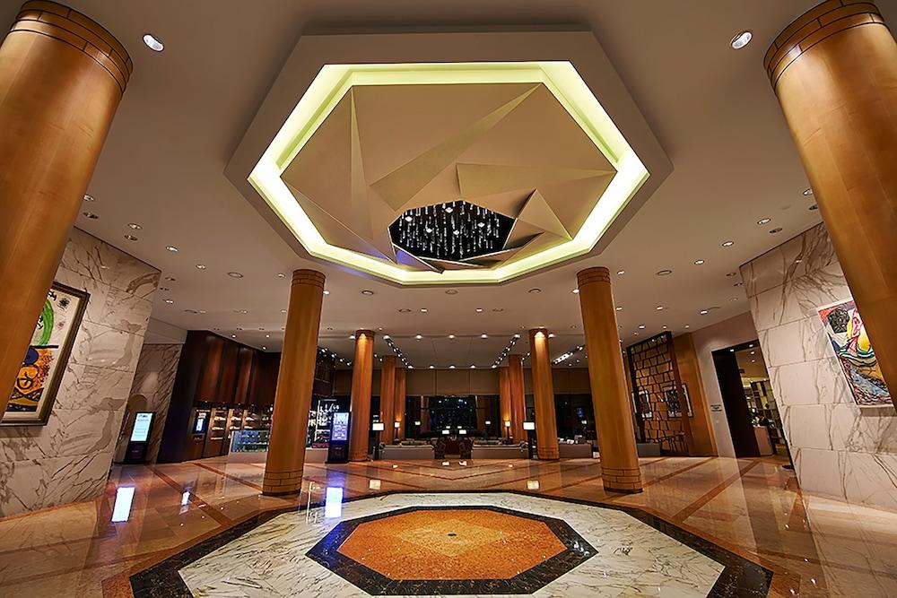 Hilton Gyeongju - Lobby