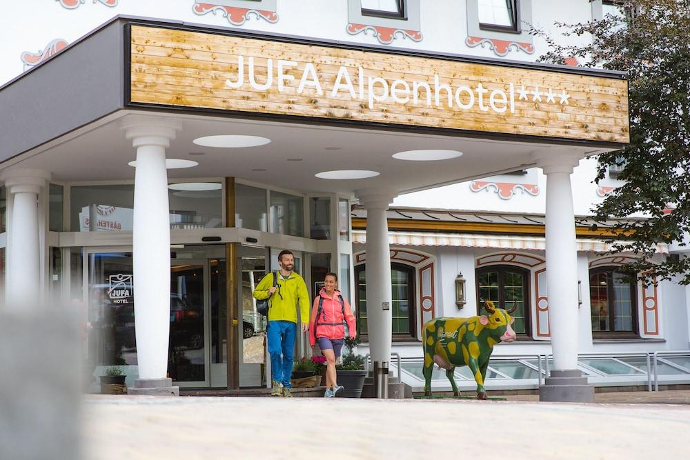 JUFA Alpenhotel Saalbach - Exterior